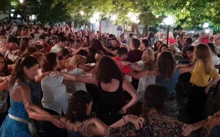 Πανηγύρια: Τι λένε οι ειδικοί για 15αύγουστο | tovima.gr