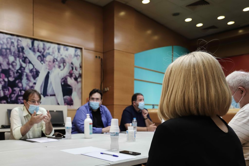 Γεννηματά: Υπέρ της μετεγκατάστασης των ρυπογόνων βιομηχανιών από το Κερατσίνι