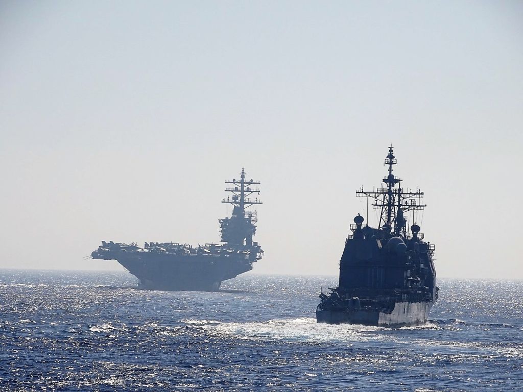 Φωτογραφίες από την κοινή άσκηση με το «Αϊζενχάουερ»