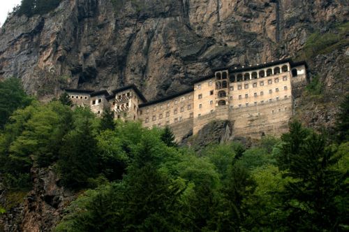Τραπεζούντα: Ανοίγει και πάλι το ιστορικό μοναστήρι της Παναγίας Σουμελά
