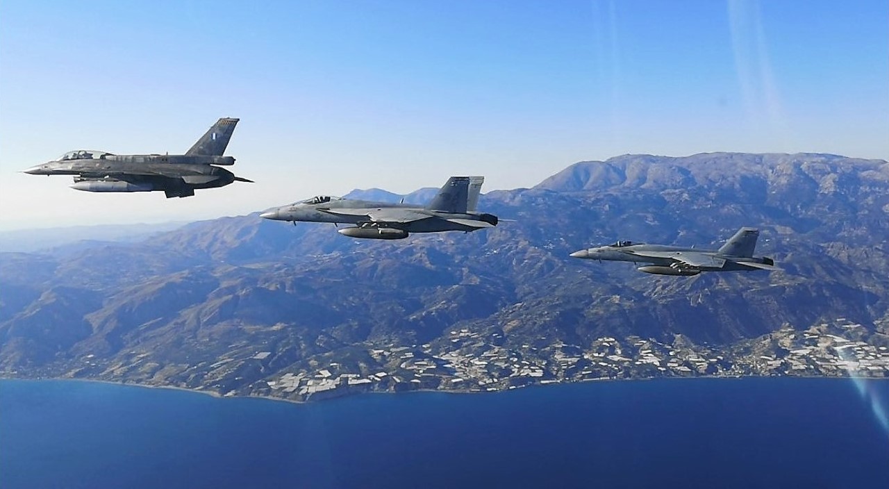 Οταν τα ελληνικά F-16 αναχαίτιζαν αμερικανικά F/Α-18