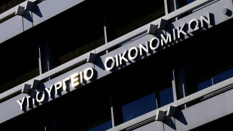 Πρόστιμα έως 50.000 ευρώ σε όσους εμποδίζουν ελεγκτές της ΑΑΔΕ