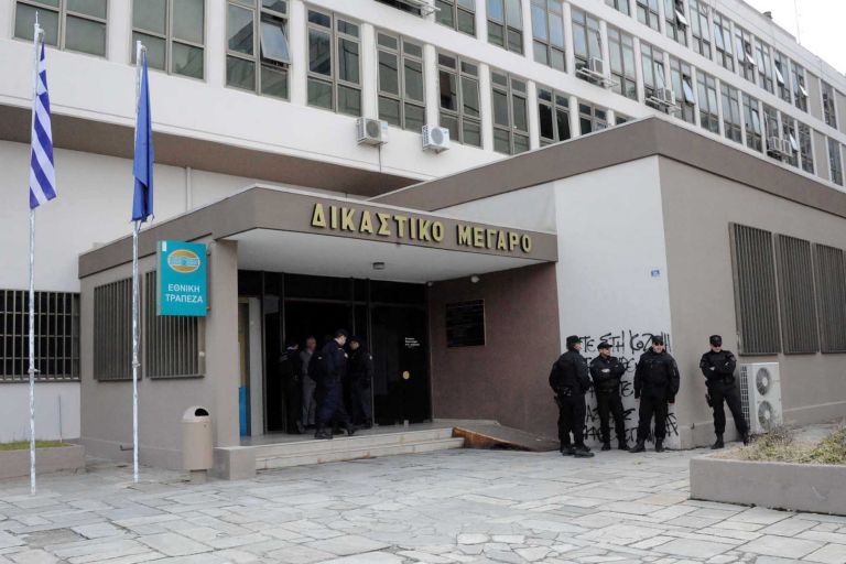 Βέροια: Αντίδικοι από τα δικαστήρια κατέληξαν στο νοσοκομείο
