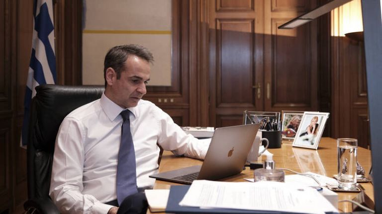 Κορωνοϊός : Τηλεδιάσκεψη στο Μαξίμου για την αύξηση των κρουσμάτων