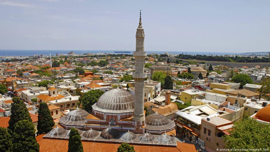 Die Welt: Η σεξουαλική επανάσταση του 1968 ξεκίνησε από τα καμάκια της Ρόδου!