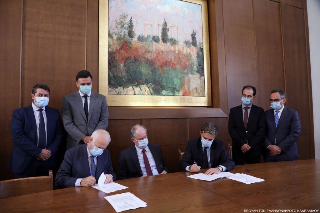 Βουλή: Δωρεά 50 κλινών ΜΕΘ στο «Σωτηρία»