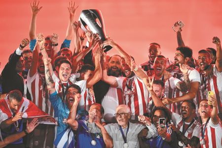 Η μεγάλη γιορτή του Πειραιά