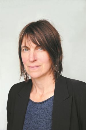 Η Αλις Οσβαλντ αφουγκράζεται την «Οδύσσεια»