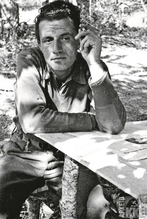 Το ΚΚΕ εμπλουτίζει το αρχειακό του «οπλοστάσιο» και το ανοίγει στο κοινό