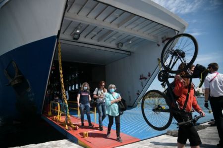 Αποκαταστάθηκε η βλάβη στο ταχύπλοο καταμαράν