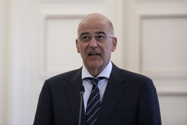 Δένδιας: Δεν γίνεται διάλογος υπό το καθεστώς απειλών