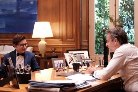 Συνάντηση του πρωθυπουργού με τον 13χρονο Δημοσθένη Δεσποτίδη