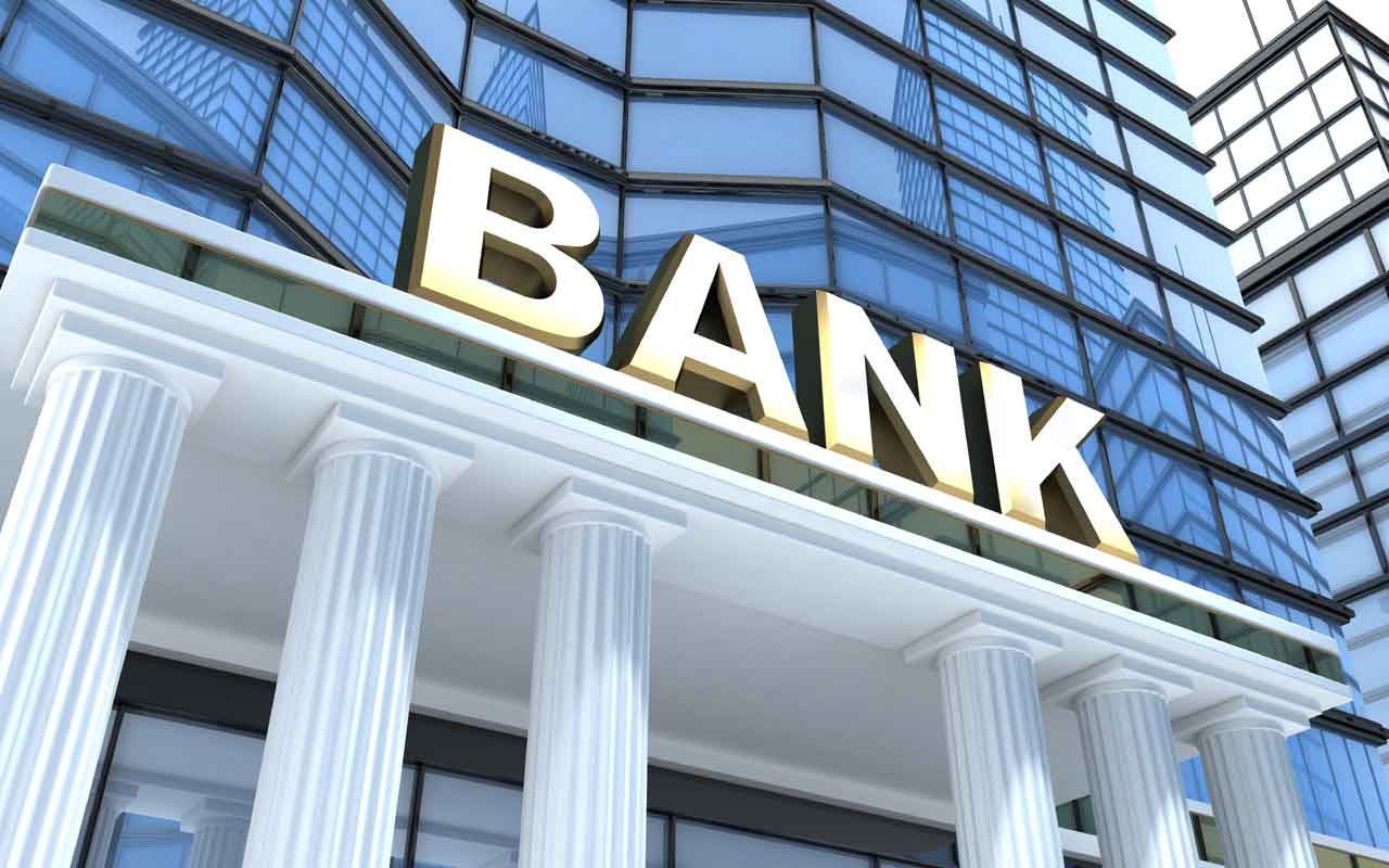 Τράπεζες : Τι αλλάζει στις συναλλαγές από αύριο