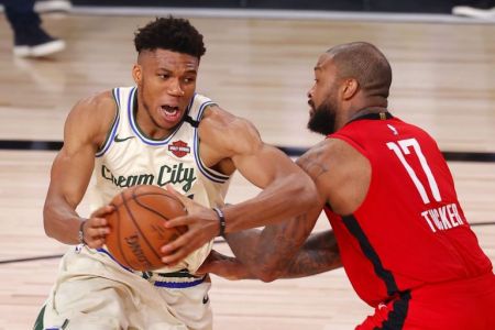 Ρόκετς – Μπακς 120-116: Τρομακτικός, αλλά μοιραίος ο Γιάννης