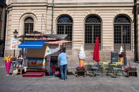 Σουηδία: Δεν κατάφερε να σώσει ούτε την οικονομία της