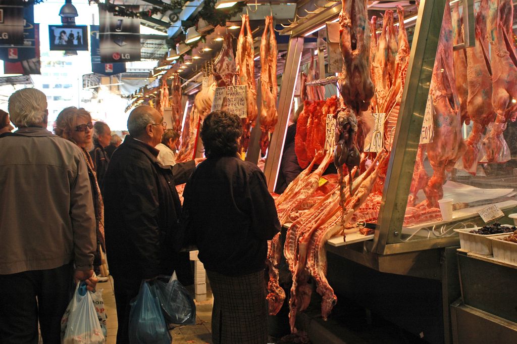 1 δισ. ευρώ τον χρόνο για εισαγωγές κρέατος και αβγών!