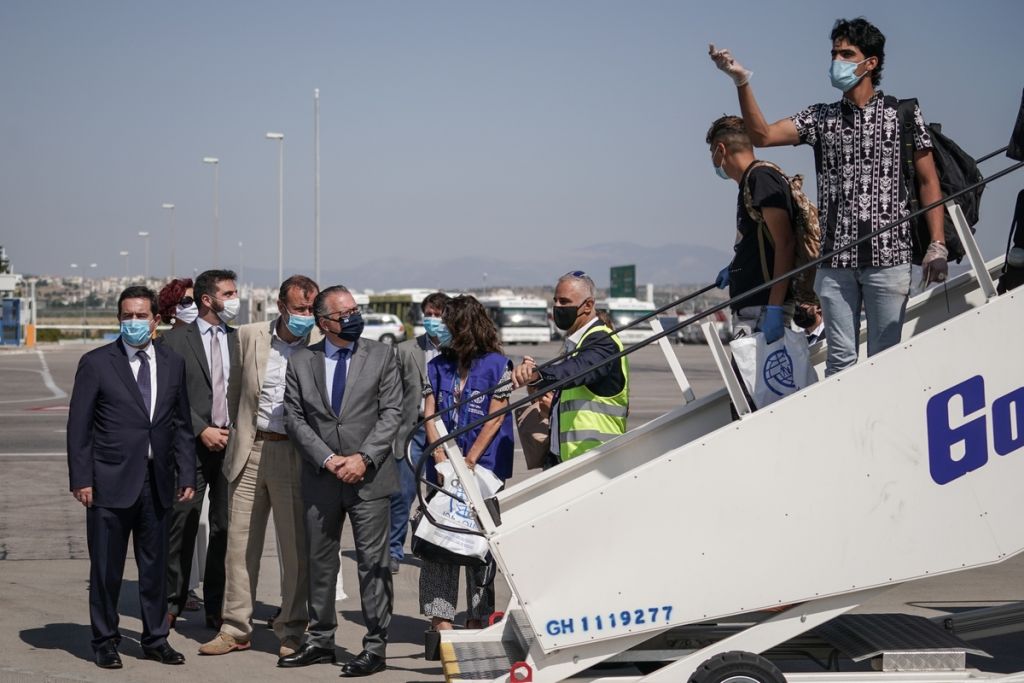Πρώτη αναχώρηση πτήσης με εθελούσιες επιστροφές μεταναστών