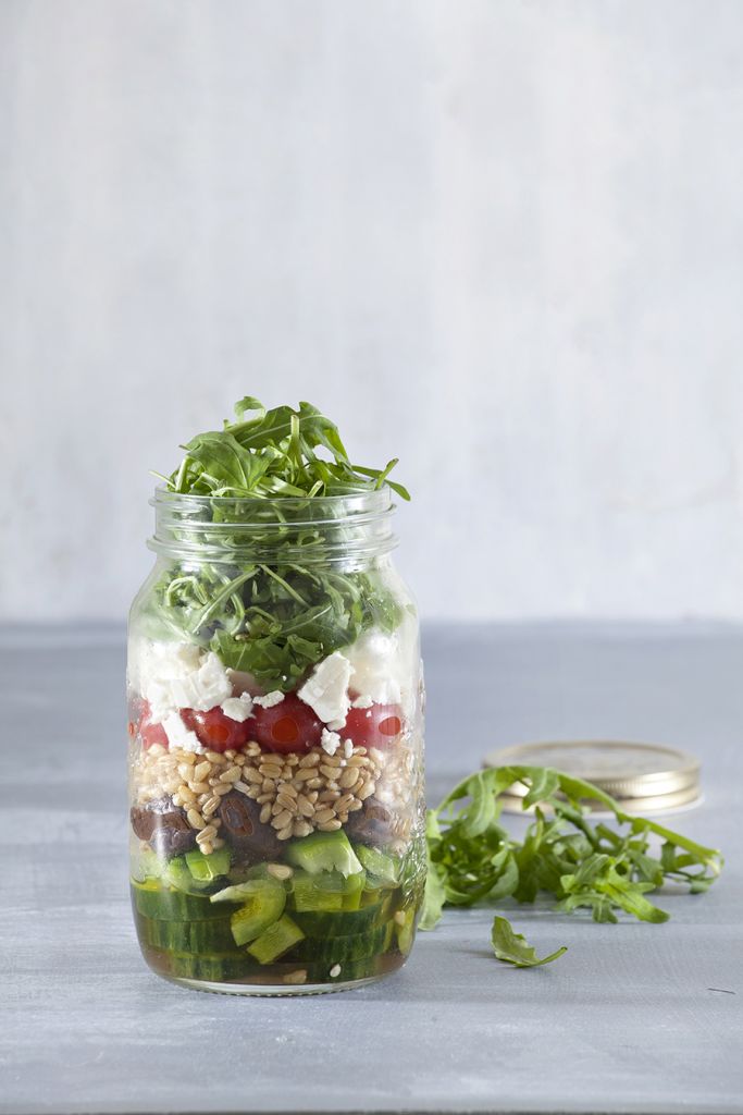 Ελληνική σαλάτα στο  βάζο!