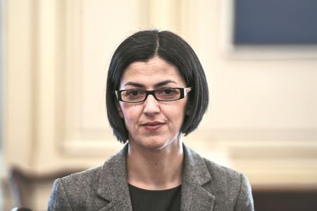 Ειρήνη Αγαπηδάκη: Πώς θα ενταχθούν στην κοινωνία τα ασυνόδευτα παιδιά