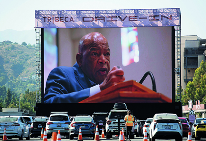 Η ξαφνική επιστροφή των drive-in