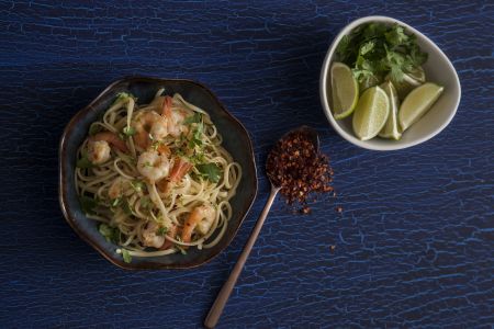 Λινγκουίνι με γαρίδες, λάιμ και κόλιανδρο