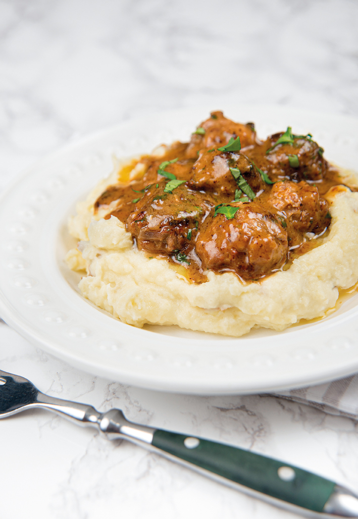 Μεσογειακή κουζίνα πάνω στη θάλασσα