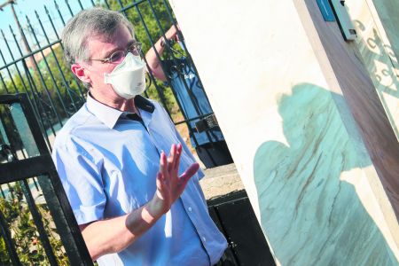 Συναγερμός για τον κορωνοϊό: Φοβούνται μη γίνουμε Μπέργκαμο