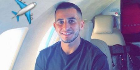 Ταξιδεύει στην Κωνσταντινούπολη για να υπογράψει ο Ομάρ