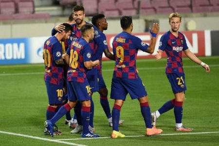 Μπαρτσελόνα : Πωλητήριο σε όλους πλην των Μέσι, Τερ Στέγκεν και Ντε Γιονγκ