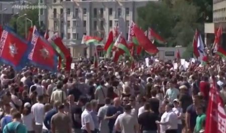 Λευκορωσία : Έτοιμη να συνδράμει στρατιωτικά δηλώνει η Μόσχα