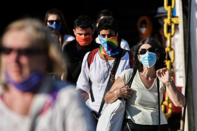 Υποχρεωτικές μάσκες παντού στην Αθήνα