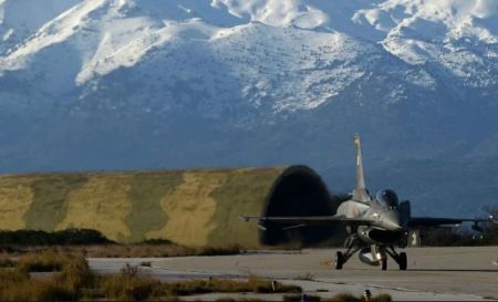 Τα Ηνωμένα Αραβικά Εμιράτα στη Σούδα