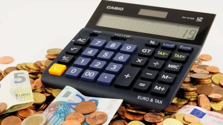 Ο Γολγοθάς της εφορίας – Πότε εκπνέουν οι προθεσμίες για φόρο και ΕΝΦΙΑ