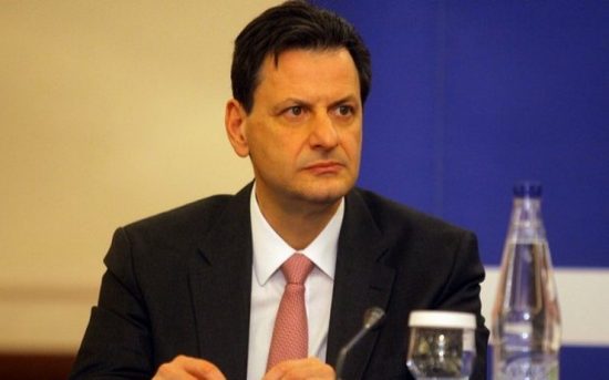 Σκυλακάκης στο ΒΗΜΑ: Μείωση εισφορών και φόρων όταν το επιτρέψει ο κορωνοϊός