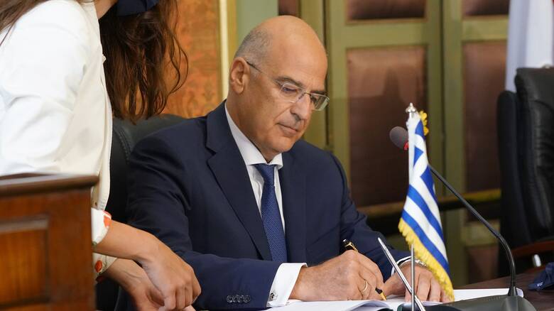 ΑΟΖ: Στη Βουλή οι συμφωνίες με Ιταλία και Αίγυπτο