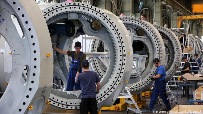 Πρωτοφανής ύφεση της γερμανικής οικονομίας