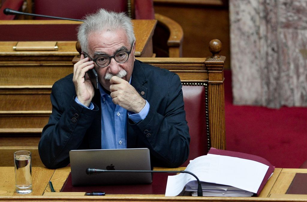 Νέα ανάρτηση Γαβρόγλου χωρίς συγγνώμη για το σεξιστικό σχόλιο κατά Κεραμέως