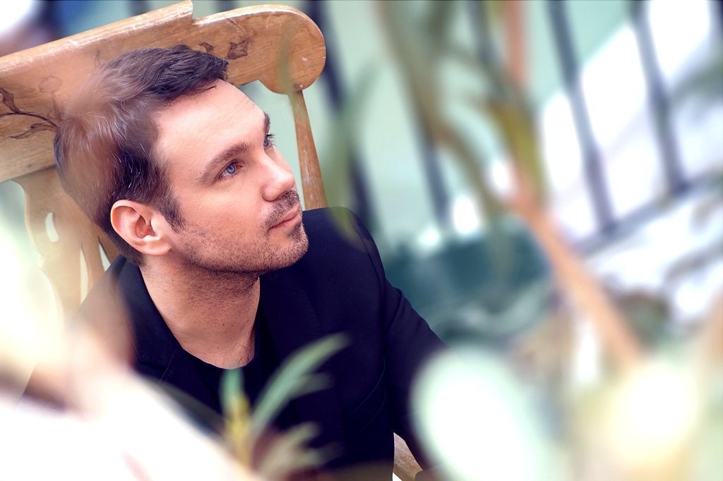 «Ο Αττίκ στο Παρίσι» του Γιώργη Χριστοδούλου στο Θέατρο Κολωνού