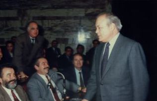 Πέθανε ο Νίκος Γκελεστάθης, πρώην υπουργός της ΝΔ
