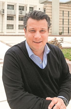 «Οι απόψεις μου για την έρευνα δεν ταυτίζονταν με αυτές της κυβέρνησης»