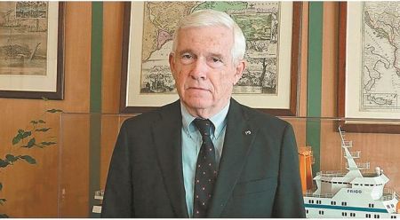 «Ο Πρωθυπουργός να οργανώσει μια “κίνηση των πλουσίων”»