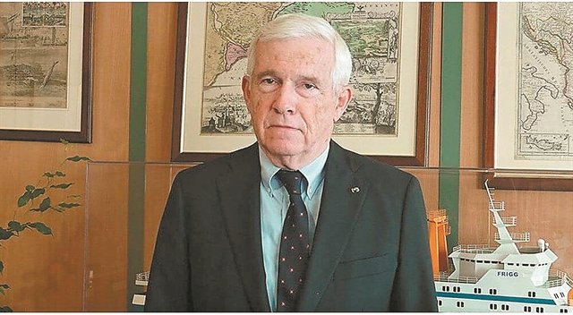 «Ο Πρωθυπουργός να οργανώσει μια “κίνηση των πλουσίων”»