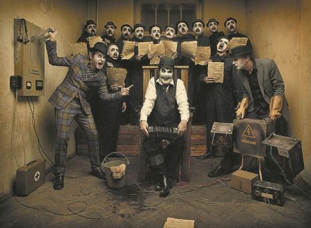 Kαραντίνα στo Παγκράτι ΚΑΙ διακοπές στη Σίφνο