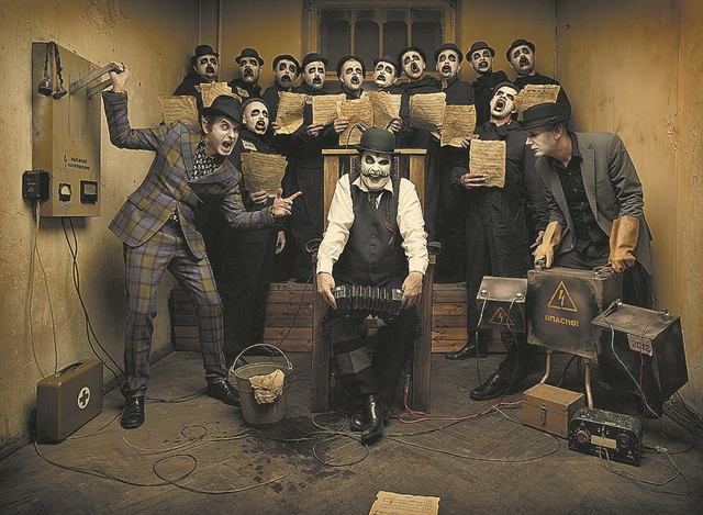 Kαραντίνα στo Παγκράτι ΚΑΙ διακοπές στη Σίφνο