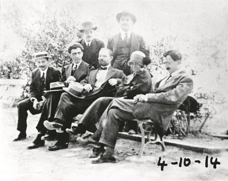 «Αήττητοι καιροί ήρξαντο ανίστασθαι»