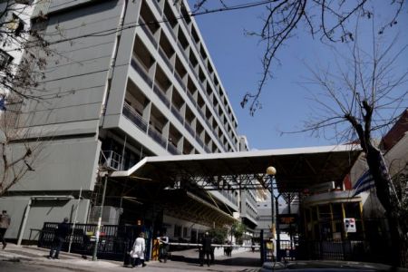 Αμετανόητος ο 26χρονος με κορωνοϊό που το έσκασε από τον Ευαγγελισμό