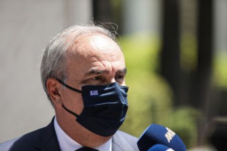 Στο MEGA ο Νίκος Παπαθανάσης για την επαφή με κρούσμα και την καραντίνα