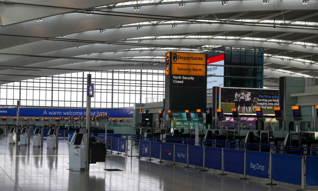 Κορωνοϊός: Η Αγγλία διατηρεί στην «πράσινη» λίστα τις αφίξεις από την Ελλάδα