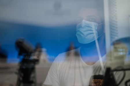 Μεγάλη δημοσκόπηση στα «ΝΕΑ Σαββατοκύριακο»: Οι πολίτες «μιλούν» για την πανδημία