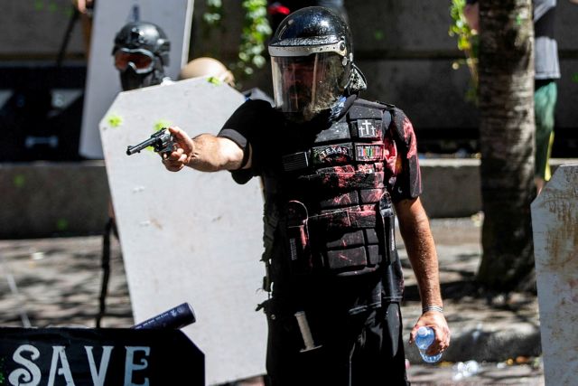 ΗΠΑ: Το Facebook κατέβασε τους λογαριασμούς ακροδεξιάς οργάνωσης